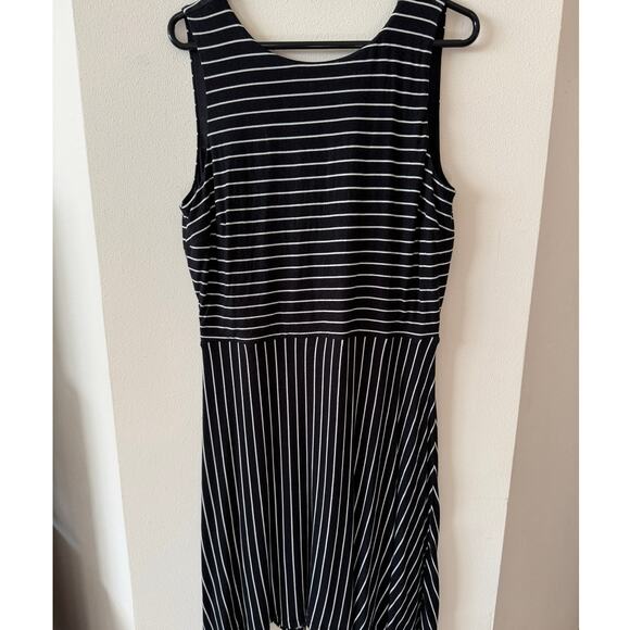 Ann Taylor Loft Striped Midi Dress Size 14 – Black White Sleeveless Stretch Knit - Picture 1 of 2